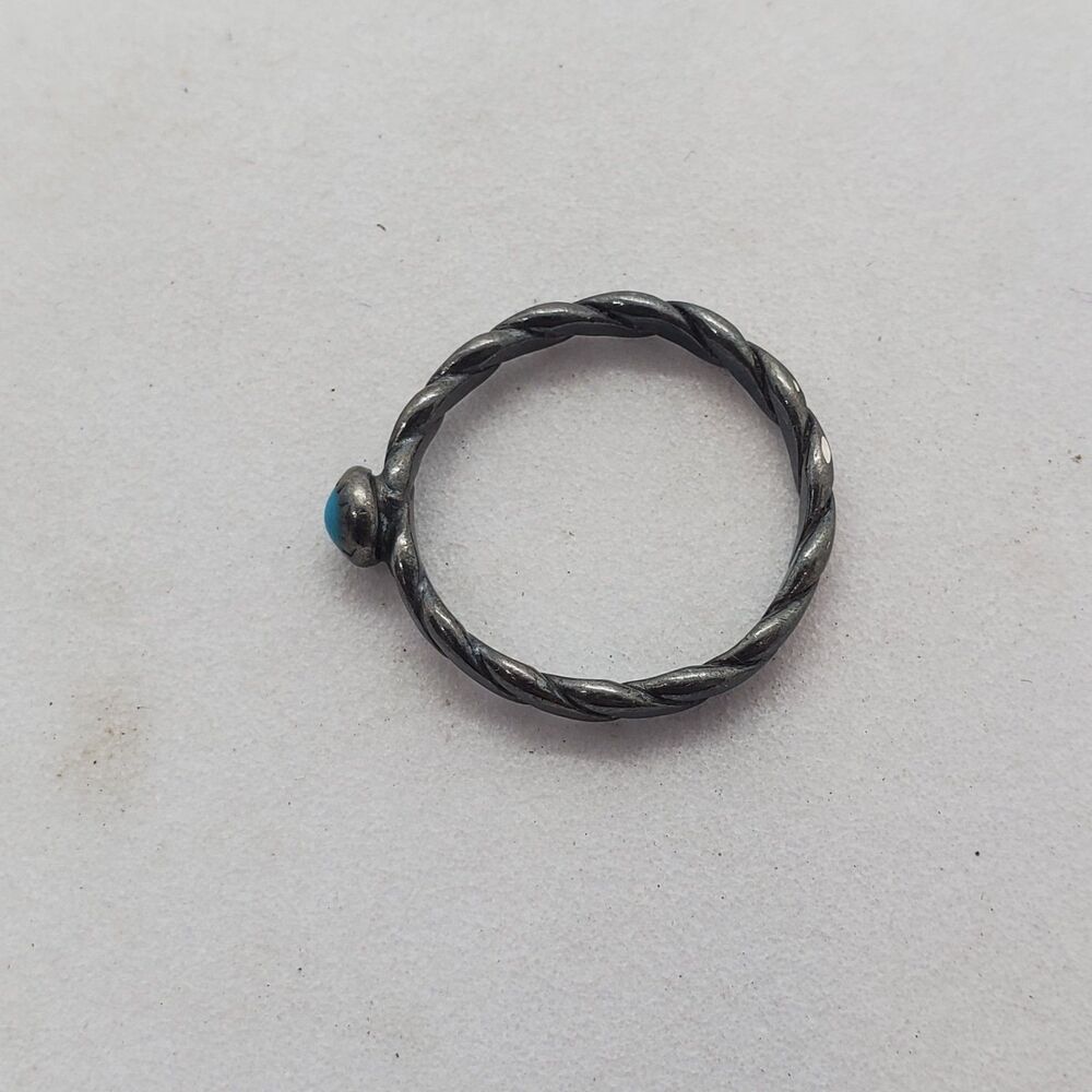 Sterling Silver and Turquoise Size 3.5 Ring Rope - Picture 2 of 5